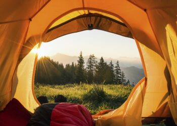 Camping In Lake Is An Unforgettable Experience 2