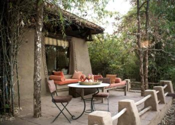 10 Most Unique and Authentic Indian Experiences to Explore in 2023 1